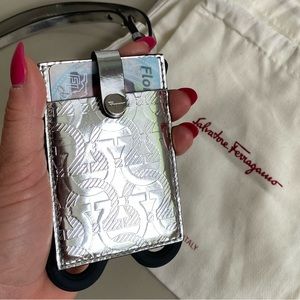 NEW‼️100% Authentic FERRAGAMO LEATHER CARD Phone holder WITH SHOULDER STRAP